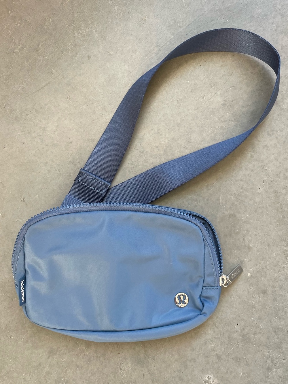 Lululemon Everywhere Belt Bag 1L